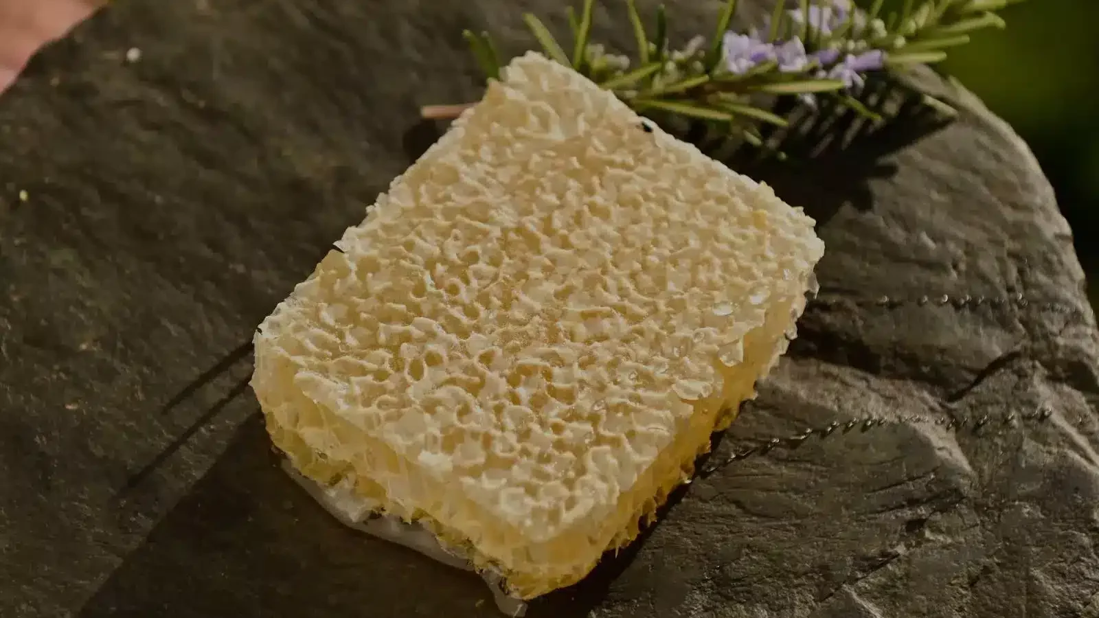 Article miel en rayon, Florent Huard Article miel en rayon, Florent Huard